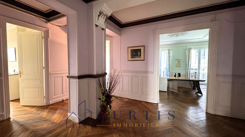 Appartement 5 pièces 150 m² · à Saint-Étienne · 150 m² · 249 000 €