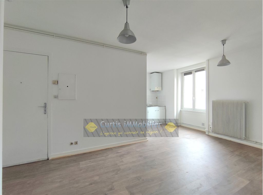 location Appartement F2 SAINT JUST MALMONT