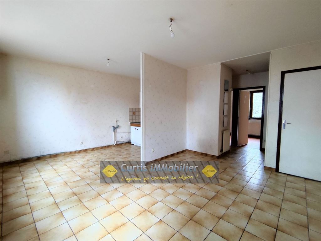 location Appartement F2 SAINT JUST MALMONT