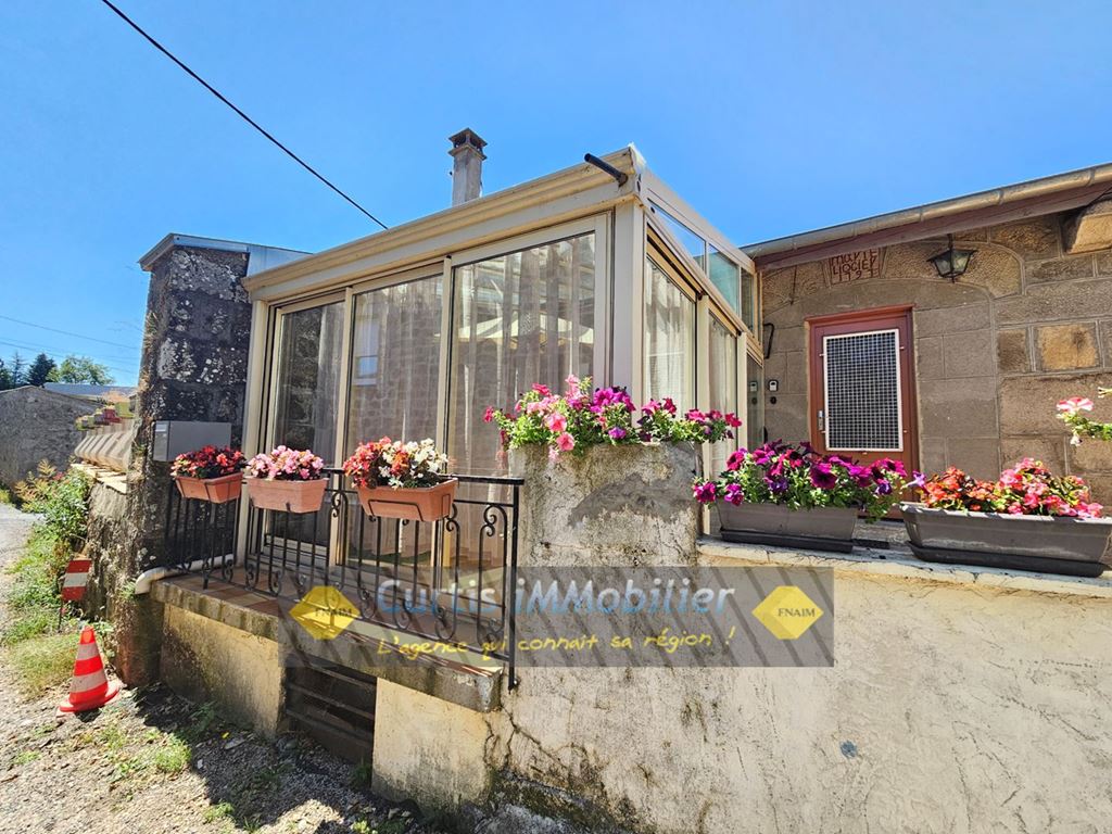 Maison de ville LAPTE 410€ CURTIS IMMOBILIER Maison de ville LAPTE 410€ CURTIS IMMOBILIER