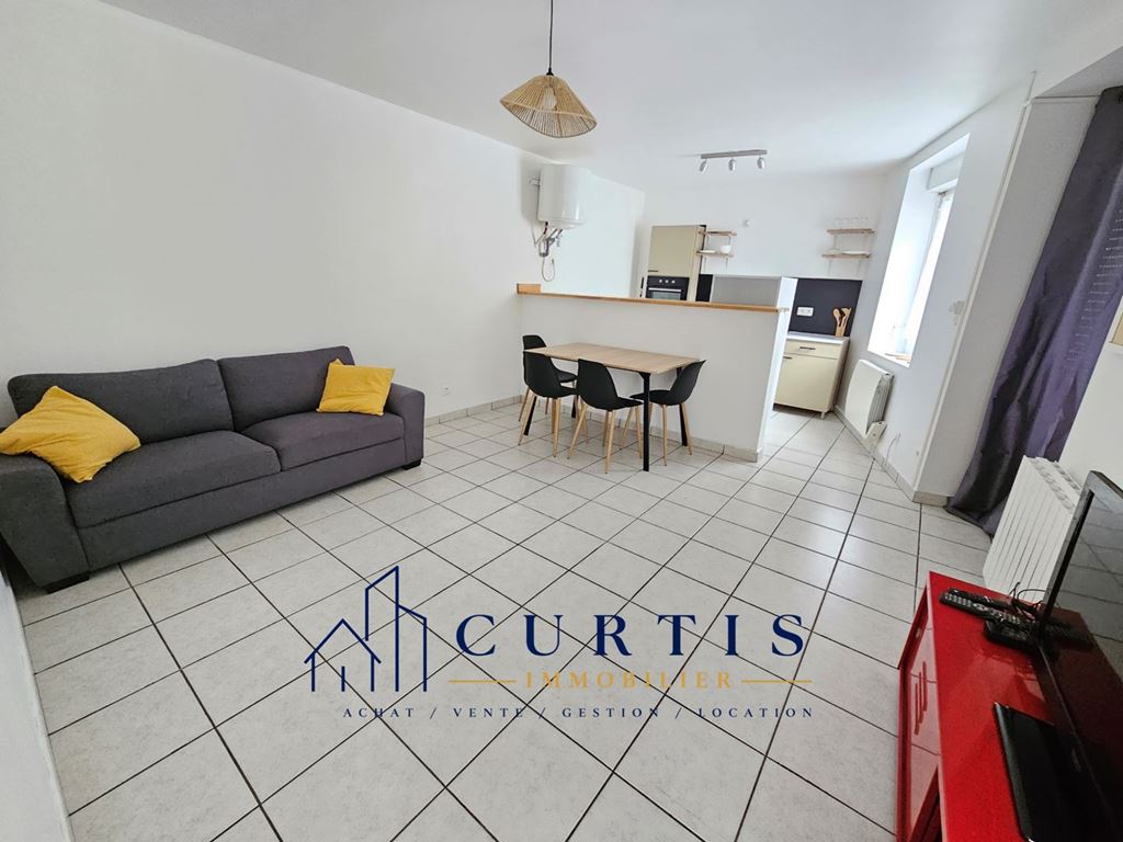 Appartement F2 bis FIRMINY 420€ CURTIS IMMOBILIER